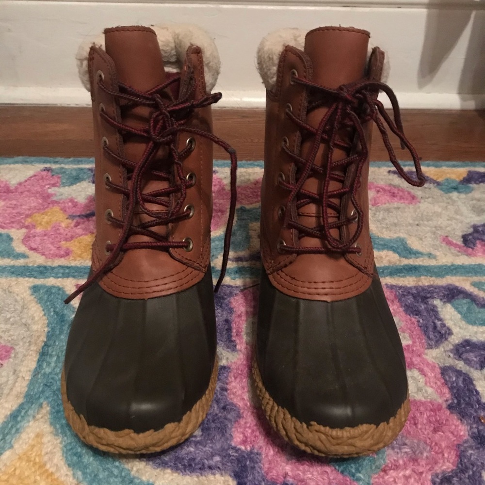 Tommy Hilfiger duck boots